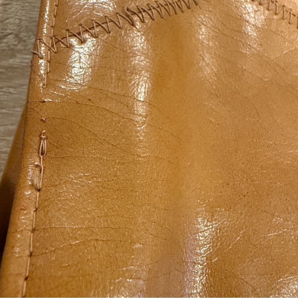 Caramel Tan Vintage Leather Purse Clutch - Picture 9 of 9